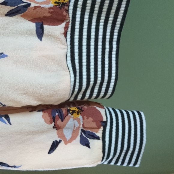 Saltwater Luxe Crossfire Floral Bomber Zip Up Casual Style Jacket Large Lined - Picture 9 of 14